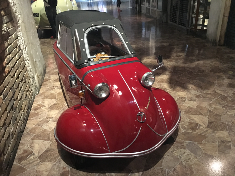 Illustration for article titled Look At This Amazing Collection of Historic Cars Inside A Japanese Shopping Mall